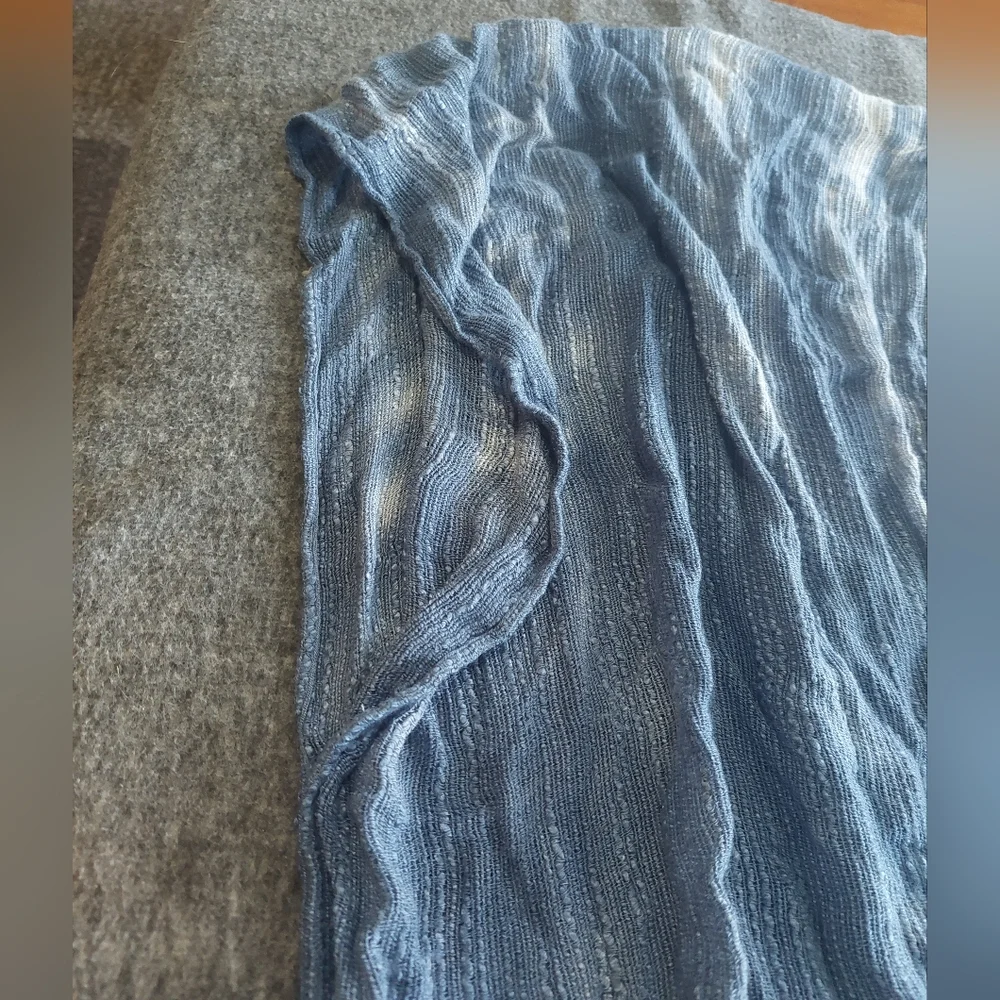 Vince‎ Camuto shawl/cover-up